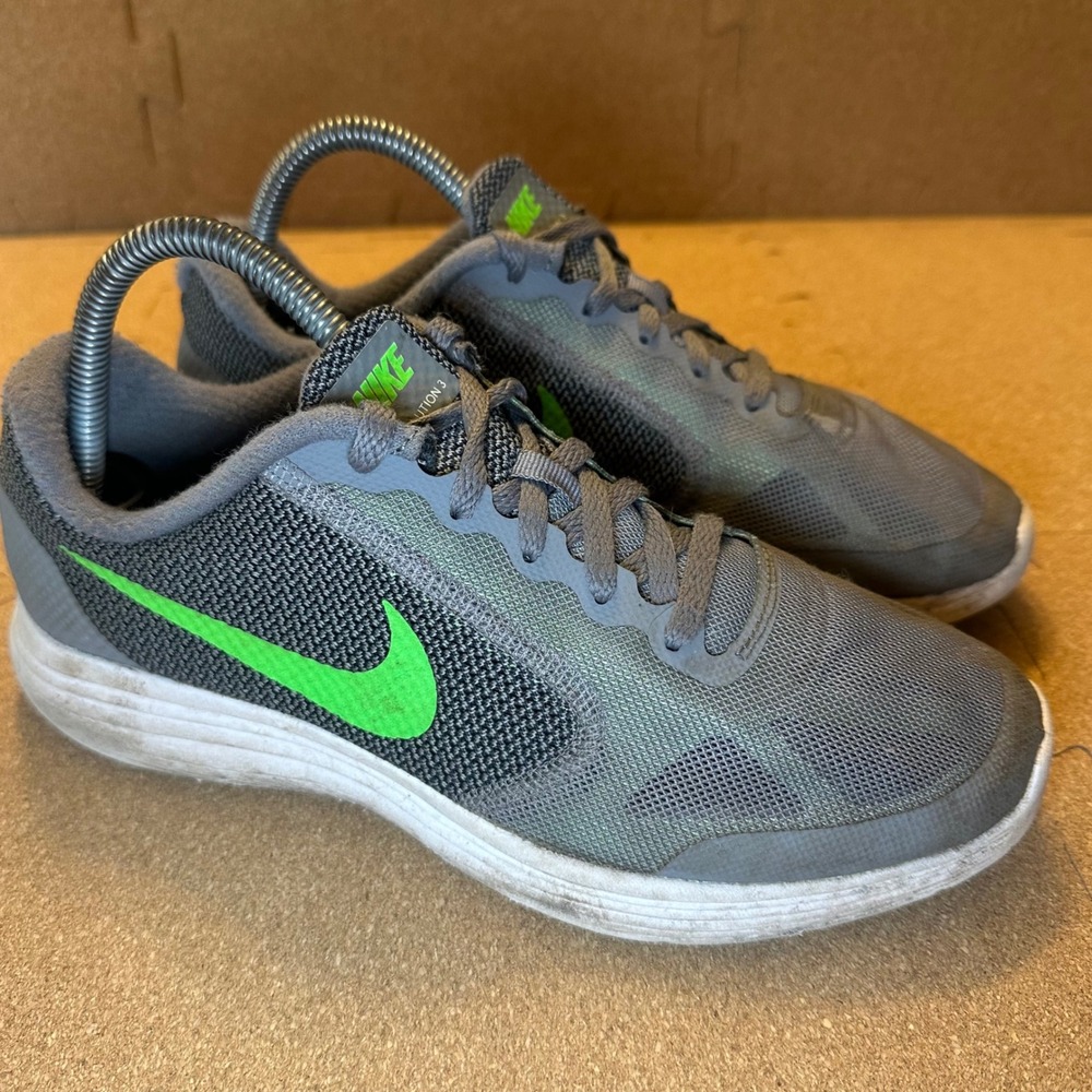 Nike Revolution 3 Kids 7Y Running Shoes Grey‎ Neon Green 819413-002